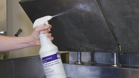 Clean Protect® Limpiador Multiusos Sanitizante Pisos y Superficies